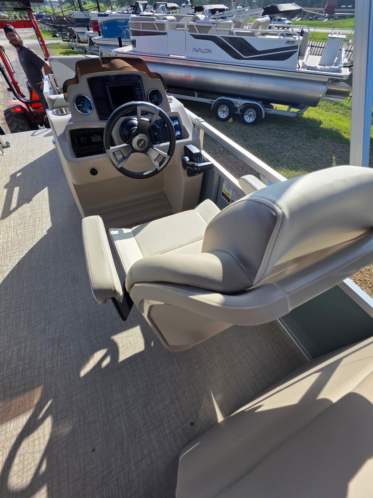 2026 Avalon Venture 2180 Quad Lounge Pontoon