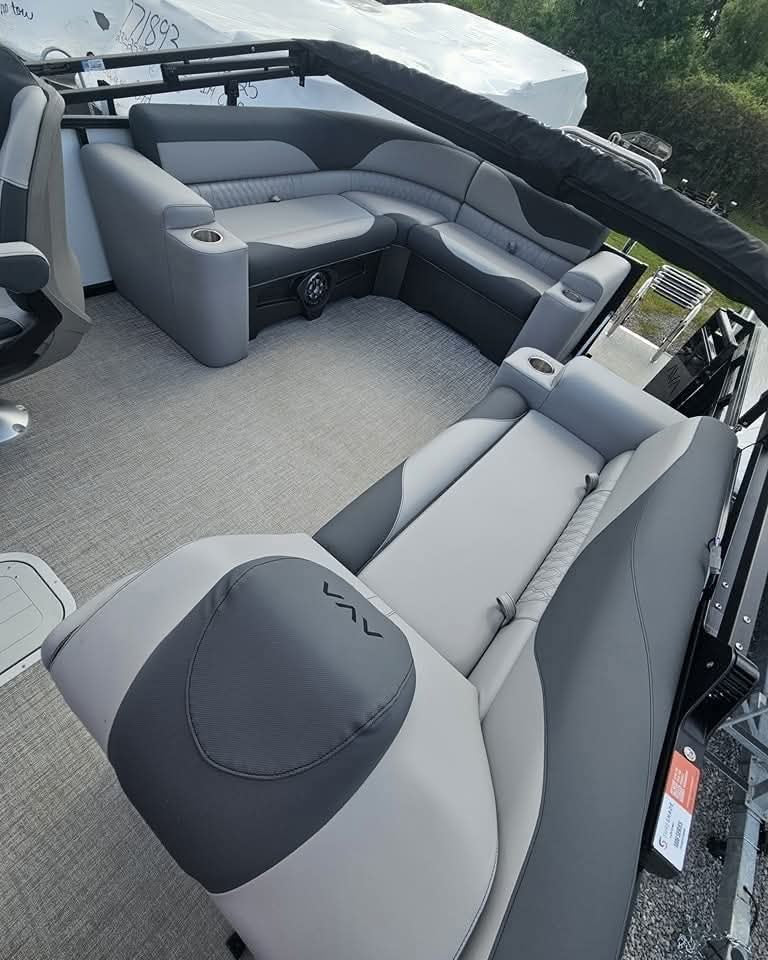 2026 Avalon LSZ 2385 Elite Tritoon