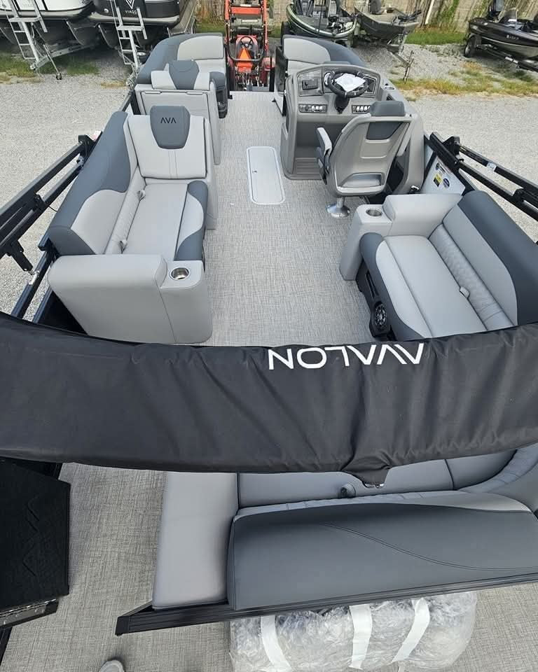2026 Avalon LSZ 2385 Elite Tritoon