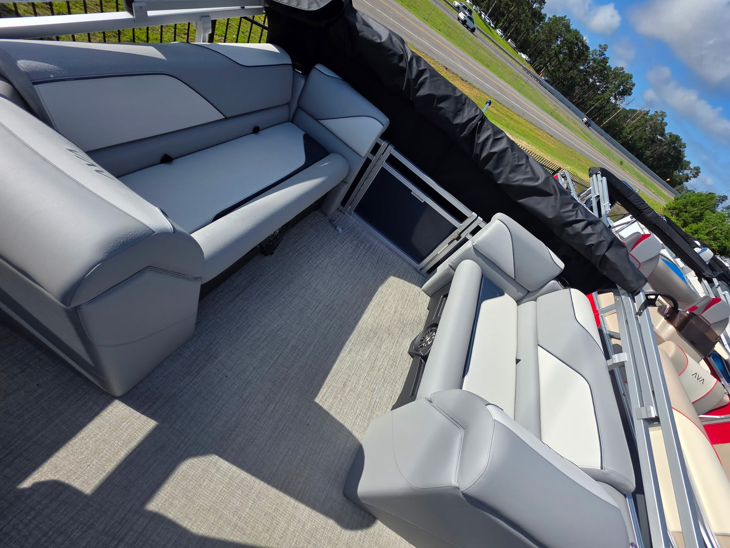2026 Avalon Venture 2180 Quad Lounge Pontoon