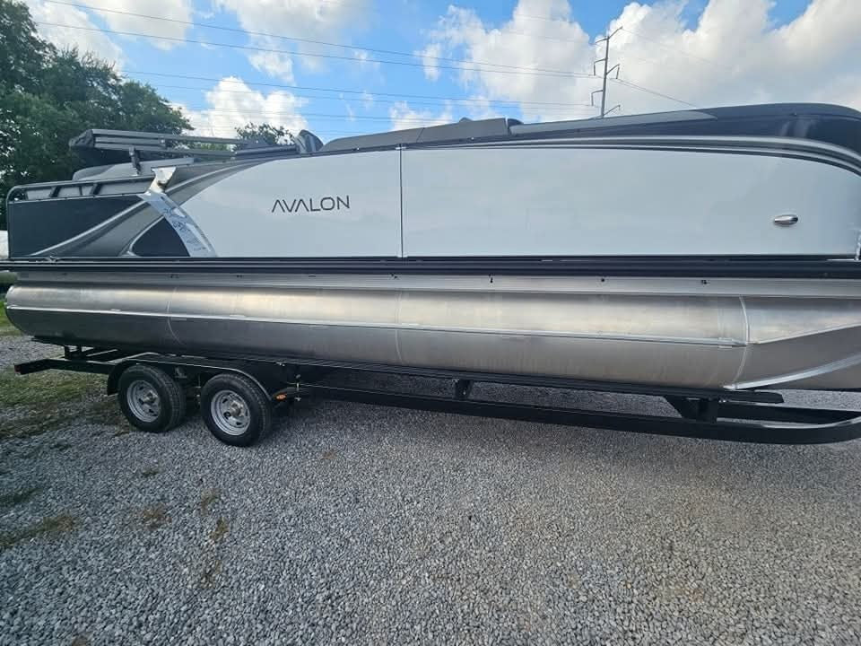 2026 Avalon LSZ 2385 Elite Tritoon
