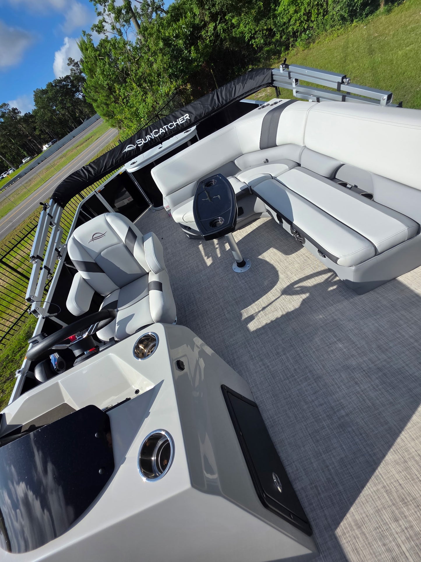 2026 SunCatcher 20 F Pontoon
