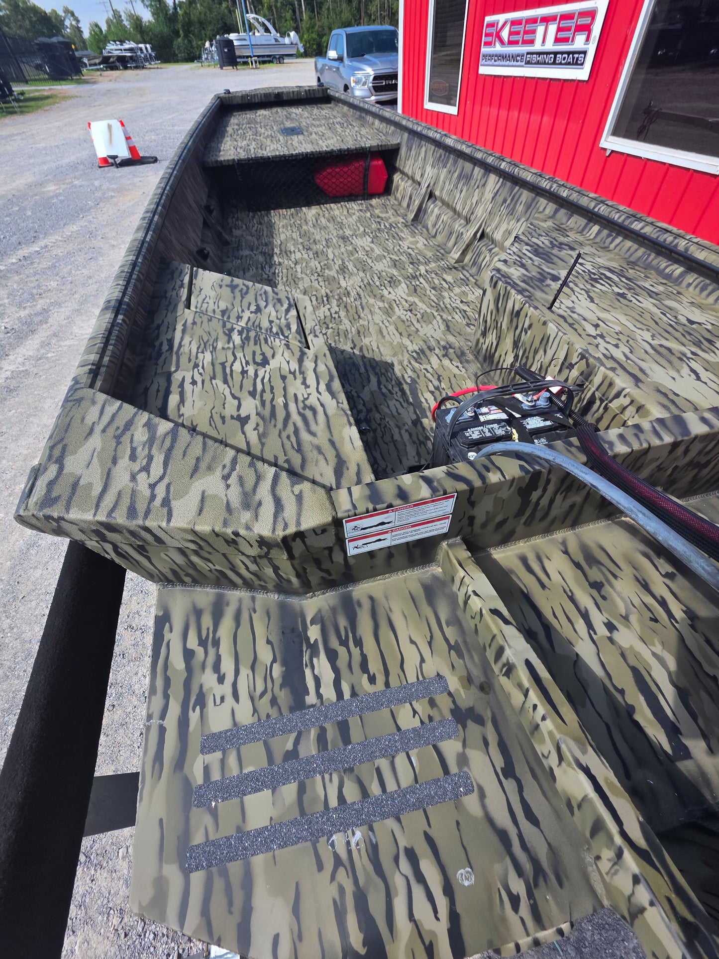 2026 SeaArk Mud Runner 170