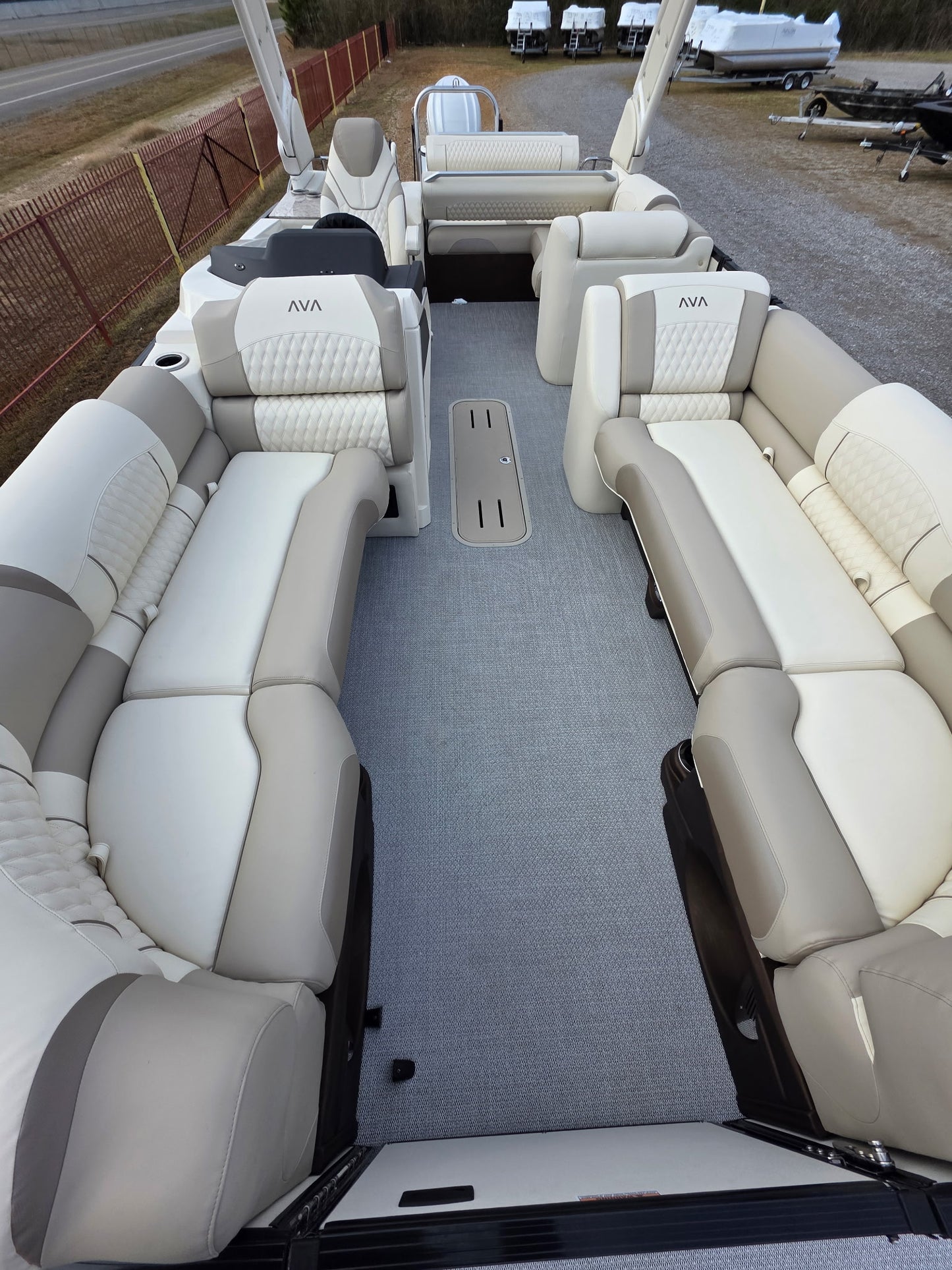 2026 Avalon 2585 Excaliber LTD Flex Lounge