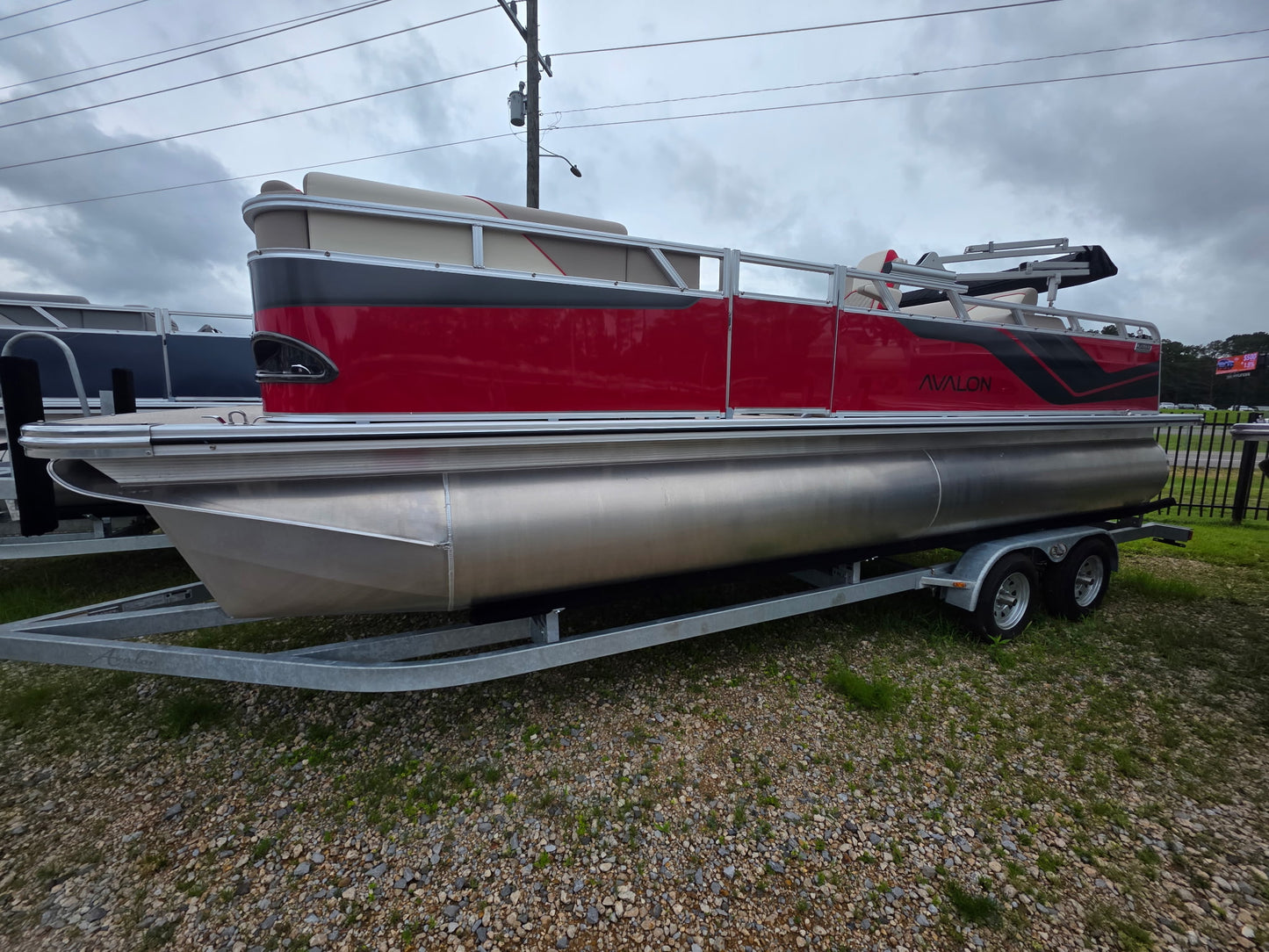 2026 Avalon Venture 2180 VRB