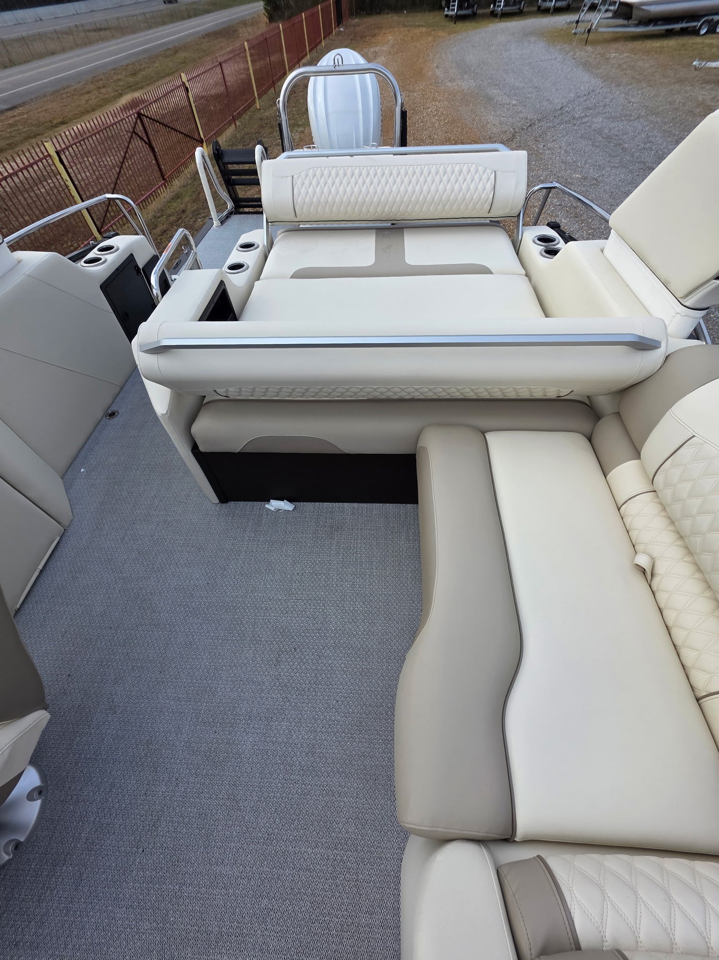 2026 Avalon 2585 Excaliber LTD Flex Lounge